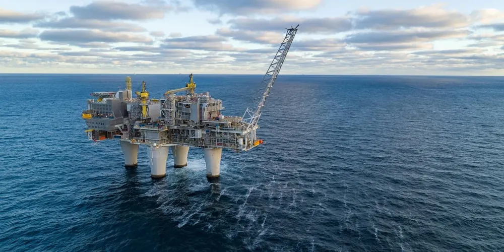 Sale of Equinor ASA Shares by Close Associate of Executive