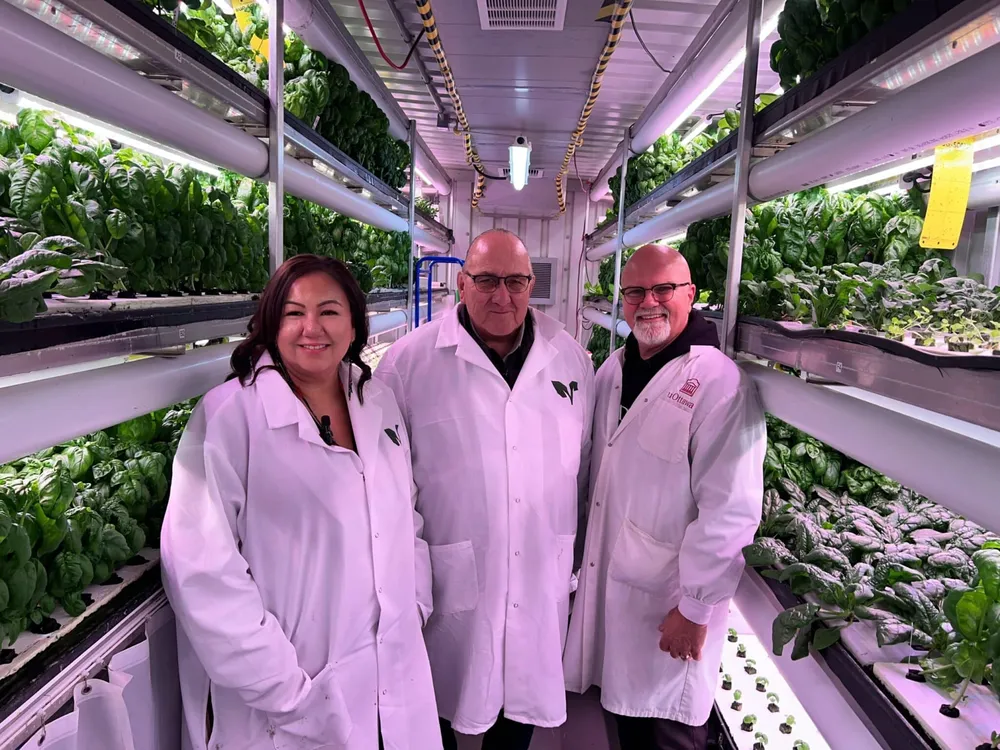 A Hydroponic Farm to Strengthen Food Sovereignty in Canada