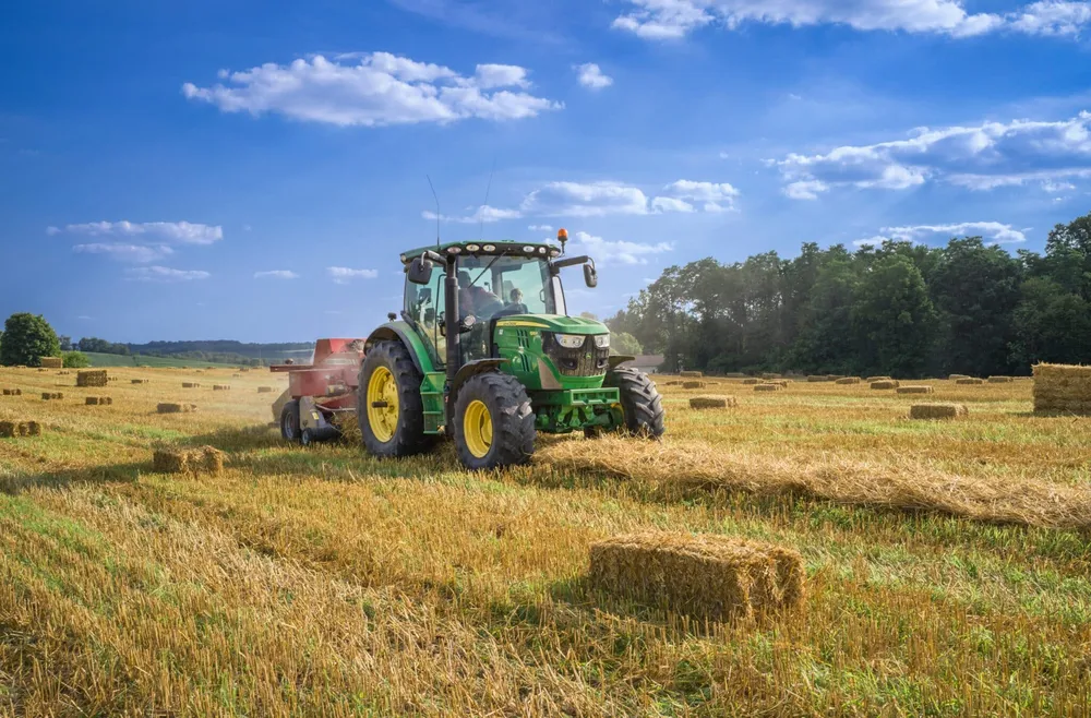 John Deere and CNH Shape Autonomous Agriculture Through Strategic Acquisitions