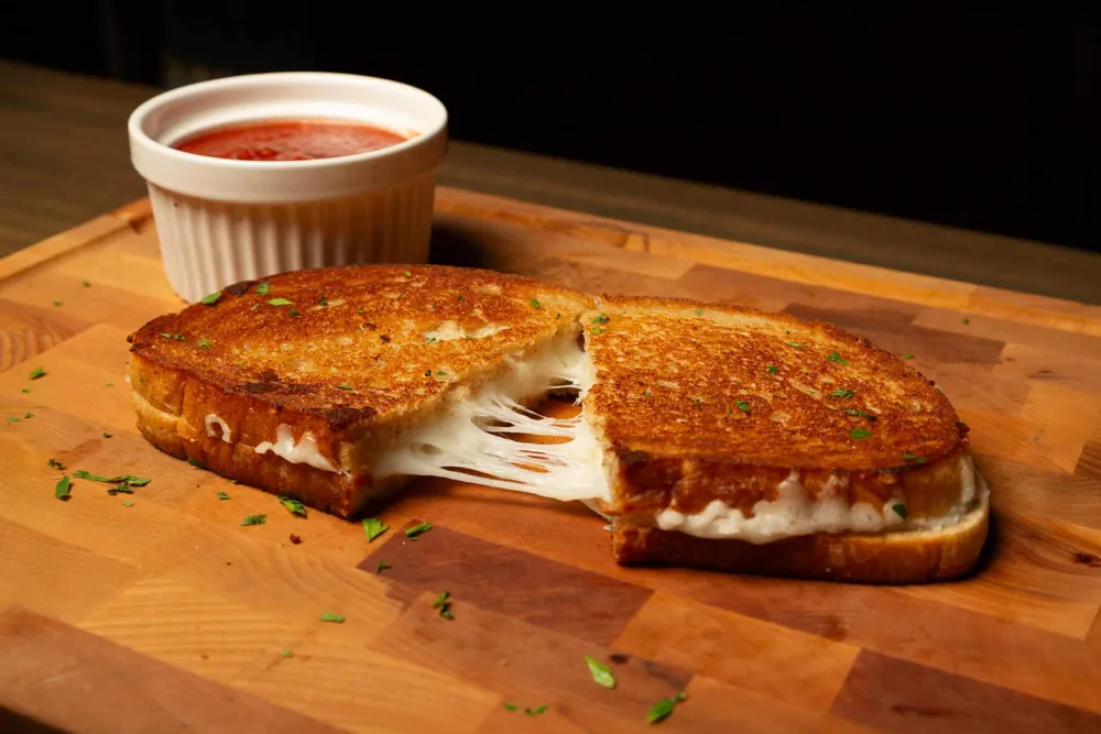 AuX Labs Raises $4 Million to Commercialize Precision Fermentation Cheese