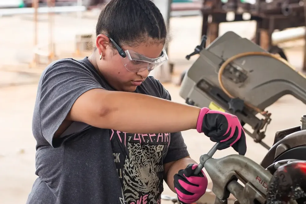 Bechtel relance son camp d'été pour filles afin d'inspirer les futures bâtisseuses