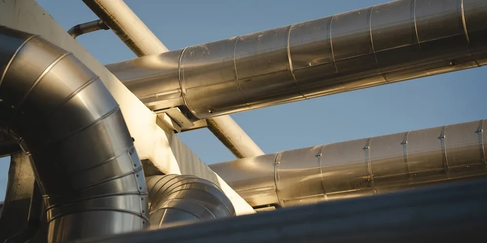Equinor réduit sa participation dans Scatec : un mouvement stratégique