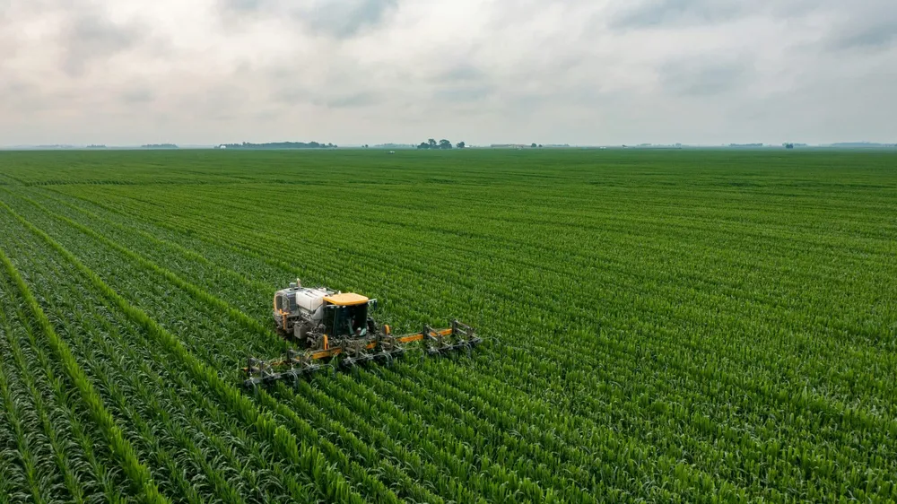 Precision Agriculture: $668 Million Raised in 2025, Driven by Data Analytics and Robotics