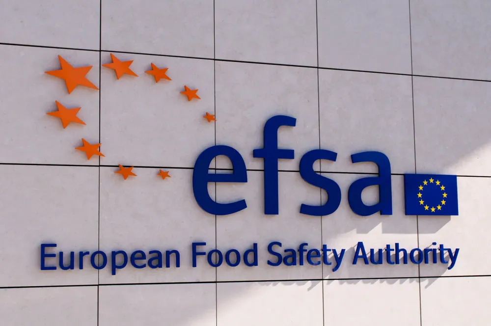 La EFSA Propone Simplificar la Evaluación de OGM con Múltiples Caracteres Genéticos